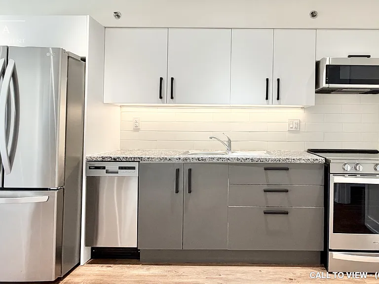 12 Batavia Ave #3 — Photo 2