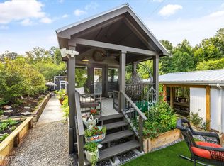610 Whistling Swan St, Townsend, TN 37882