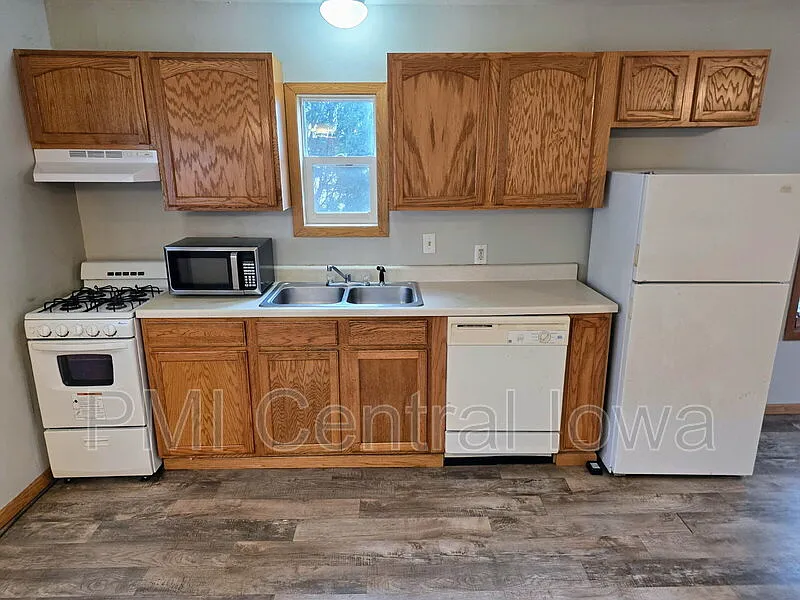 2 bed, 1.0 bath, 800 sqft, $1,000 — Photo 4