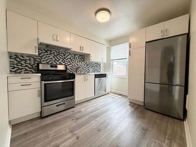 10 Exeter St #2 — Photo 13
