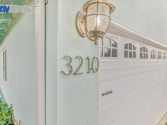 5th image of 3210 Ensalmo Ave