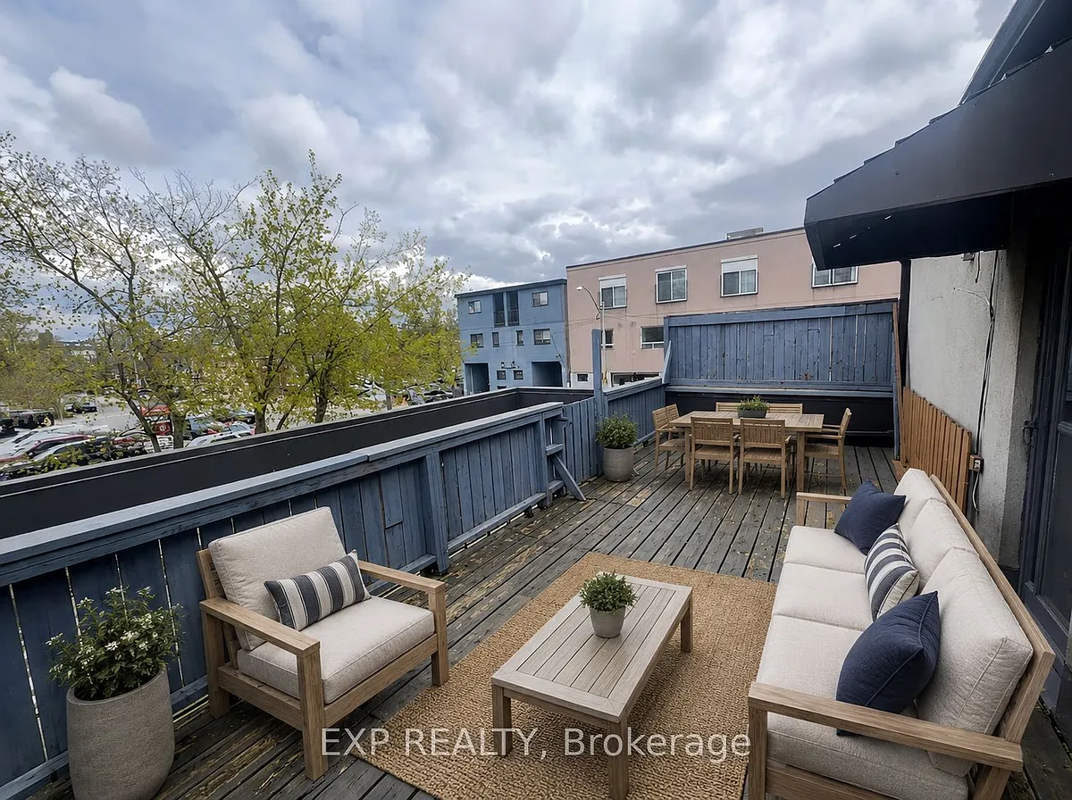 Building Photo - 2146 Danforth Ave #2