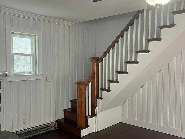 75 Manor Rd — Photo 12