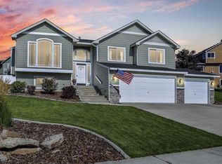 920 E Westcrest Rd, Colbert, WA 99005