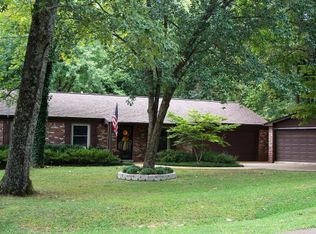 1015 Chickasaw Rd, Oxford, MS 38655