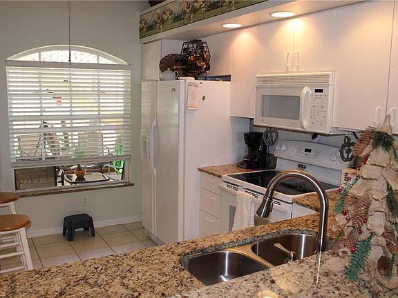 4th image of 242 Newport Dr APT 503