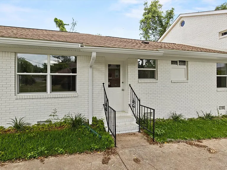 209 W Osceola St #A — Photo 11