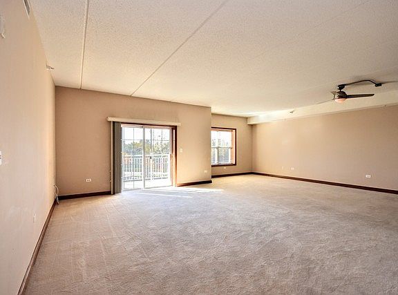 5th image of 101 Pointe Dr Unit 301