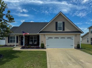 192 Ivystone Dr, Raeford, NC 28376
