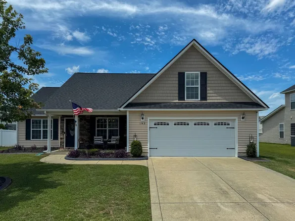 192 Ivystone Dr, Raeford, NC 28376