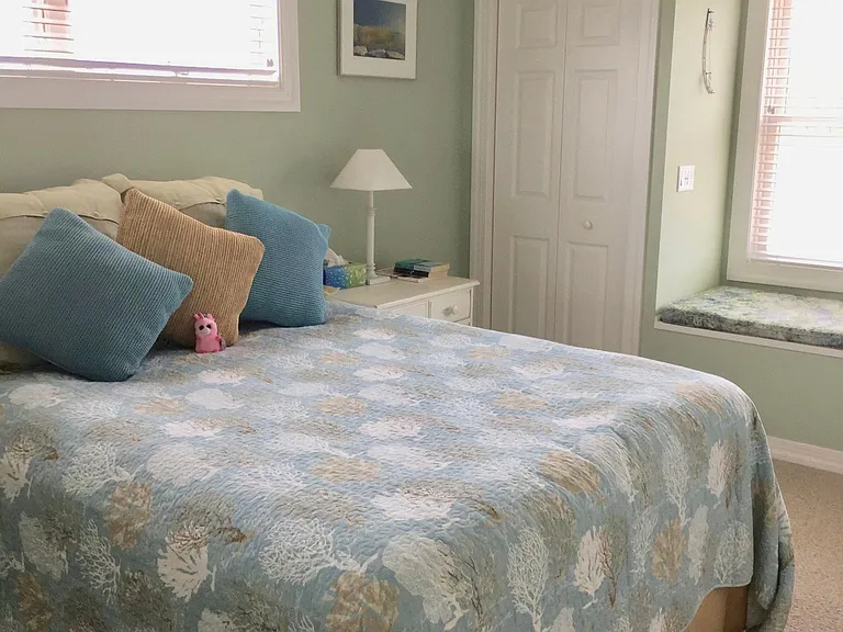 MBR 2 Closets + 1/2 Bath off Master