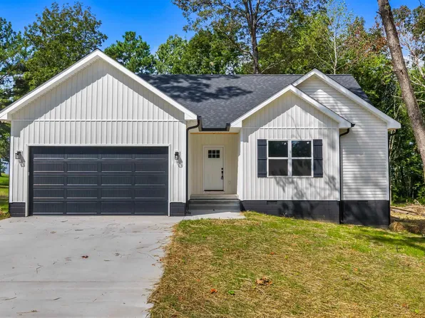 73 Ivey Dr, Henagar, AL 35978