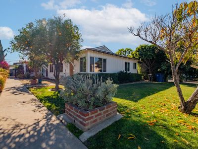 14418 Martha St, Van Nuys, CA, 91401
