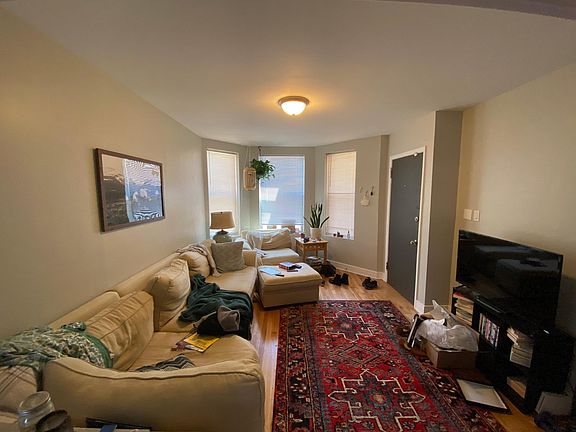 2nd image of 2314 W Armitage Ave #1