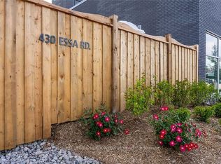 430 Essa Rd #408, Barrie, ON L9J 0M1