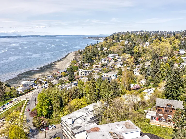 7013 Seaview Ter SW #B — Photo 16