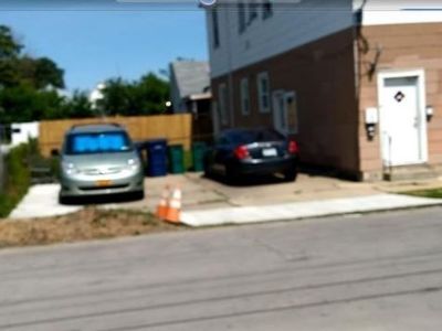 41 Churchill St, Buffalo, NY, 14207