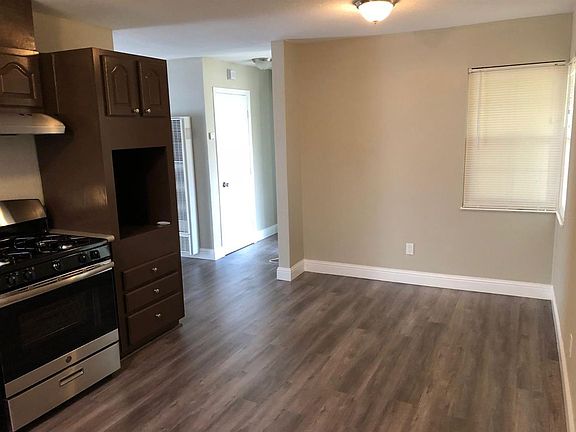 4th image of 5608 53rd Ave