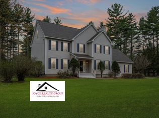 75 Pepperell Rd, Brookline, NH 03033