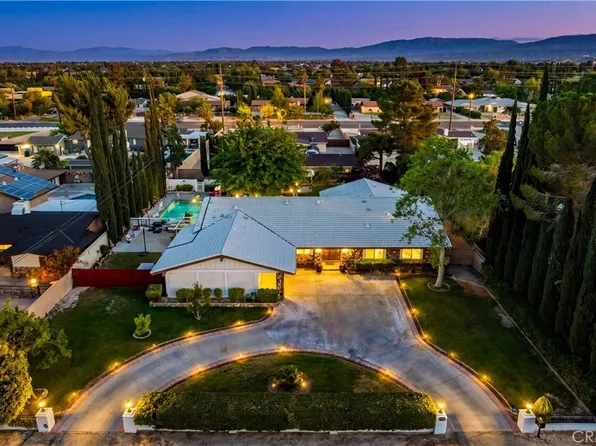 2606 W Avenue J14, Lancaster, CA 93536