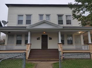2075 W 98th St APT 3, Cleveland, OH