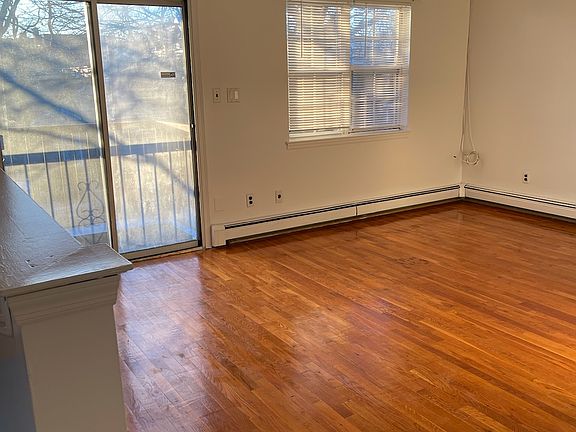4th image of 70-25 166th St Floor 2