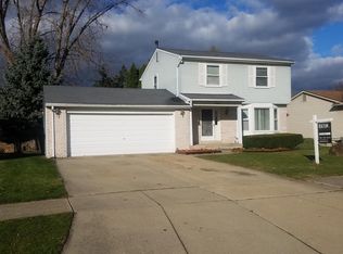 28581 Buckinghamshire Dr, New Baltimore, MI 48047