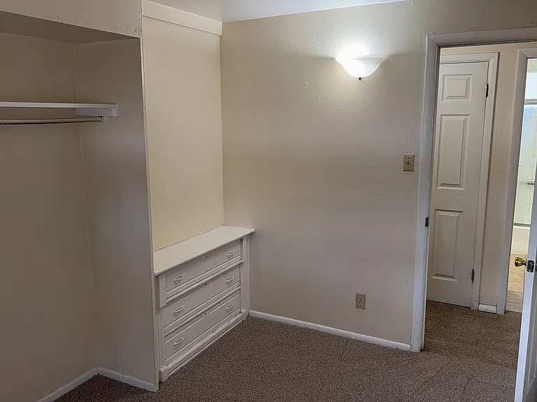 3206 N Hancock Ave — Photo 9