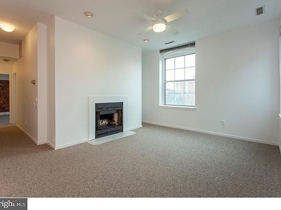 2nd image of 102-22 Church St #105