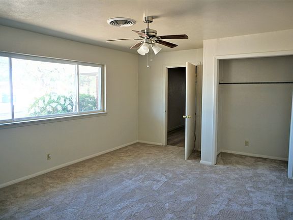 5th image of 204 Hadden Dr
