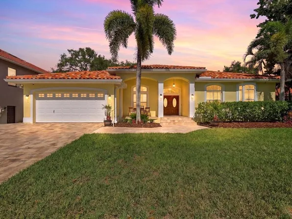 1038 Wideview Ave, Tarpon Springs, FL 34689