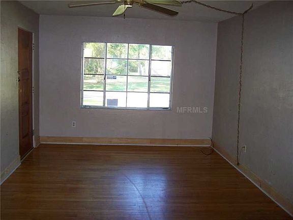 3rd image of 1803 Paloma Ave