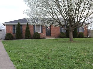 733 Barefoot Dr, Wilmore, KY 40390