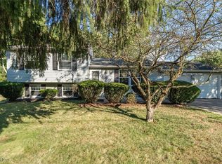 1489 Sunnyacres Rd, Akron, OH 44321