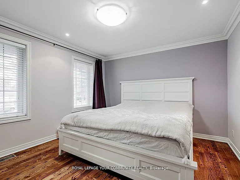 9 Robson Pl E — Photo 21