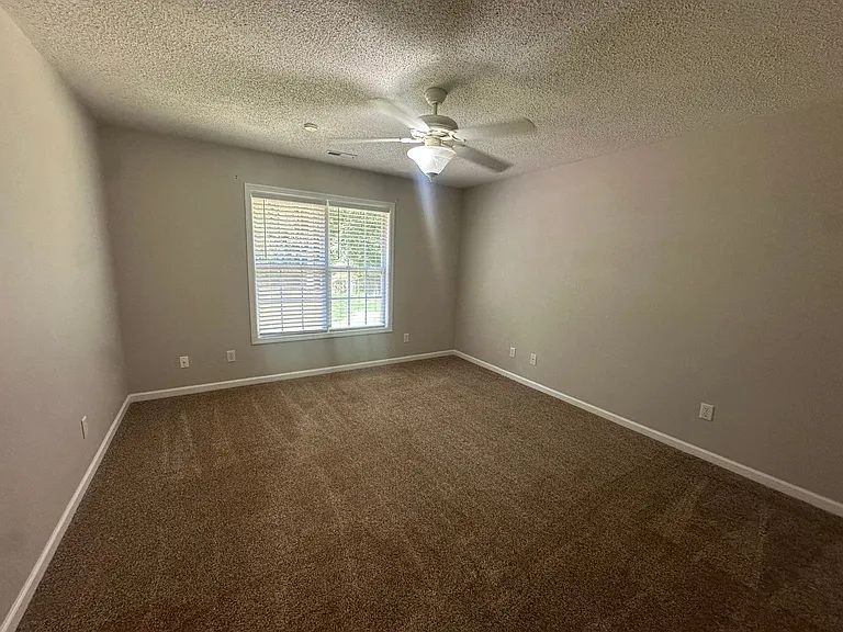 306 Bernard Couch Dr — Photo 15