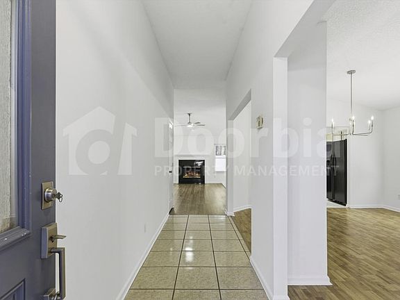 5th image of 8510 Majestic Oaks Dr S