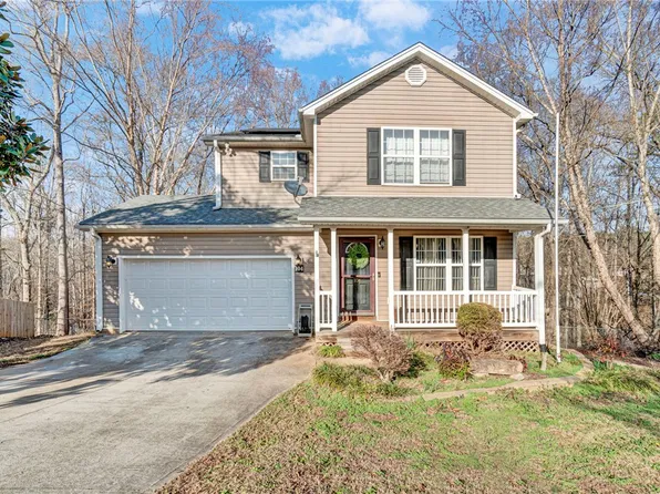 104 Claymoor Ct, Williamston, SC 29697