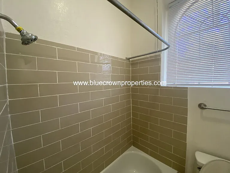 10307 Lone Pine Ln — Photo 7