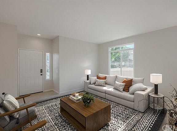 4th image of 992 N Turner Ave APT 119