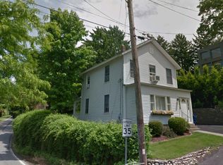 1 Hutton St, Rhinecliff, NY 12574