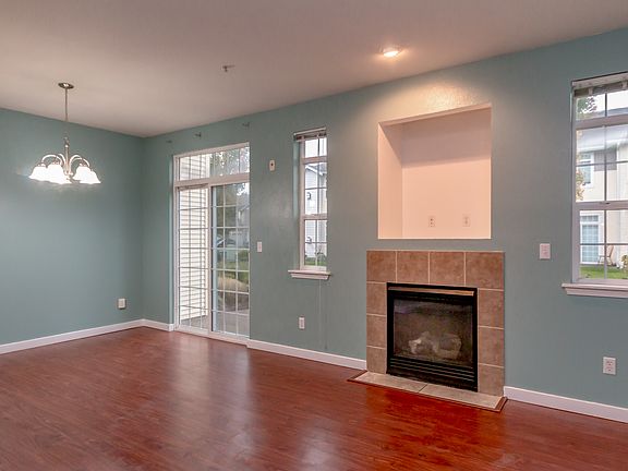 4th image of 6826 20th St E Unit 4