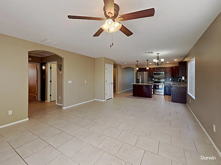 15525 W Port Royale Ln — Photo 7