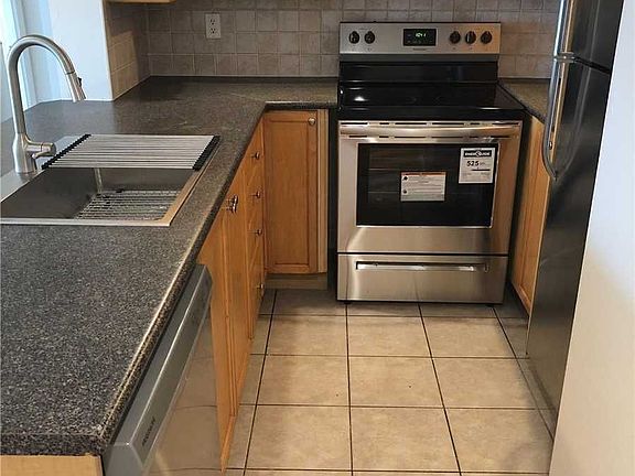 3rd image of 15 Northtown Way #1224
