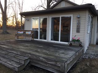 202 Lakeside Dr, Winona Lake, IN