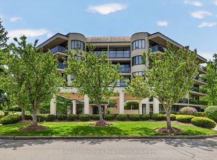 1818 Cherryhill Rd #502, Peterborough, ON K9K1S6