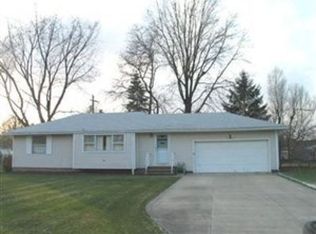 8898 Priem Rd, Strongsville, OH 44136