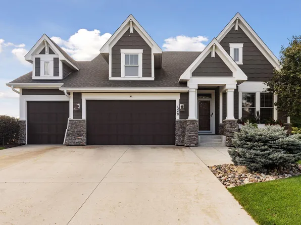 1248 Clearwater Dr, Woodbury, MN 55129
