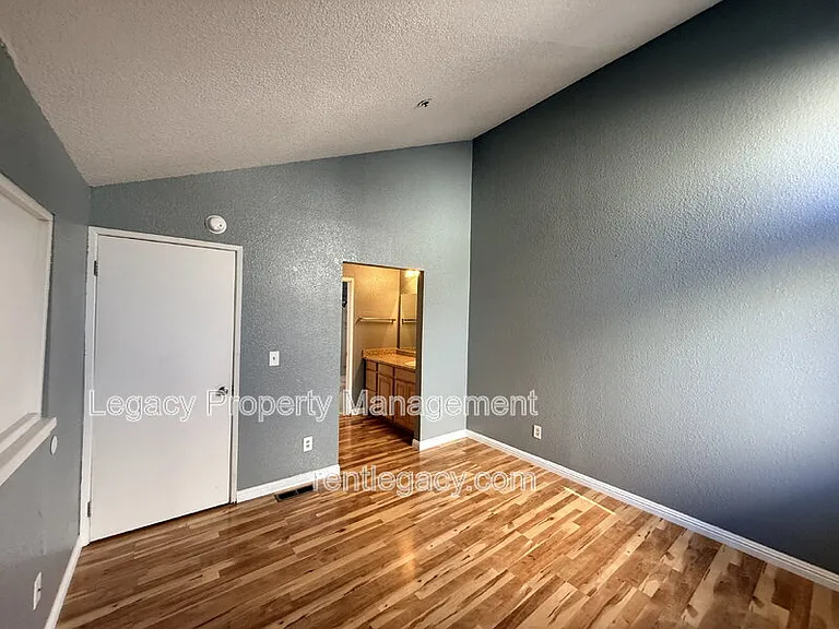 1019 Dornajo Way #266 — Photo 15