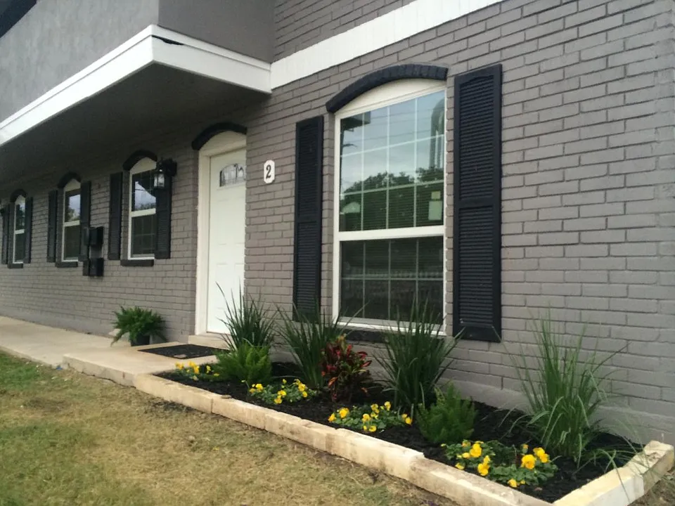 #2 Flower Bed